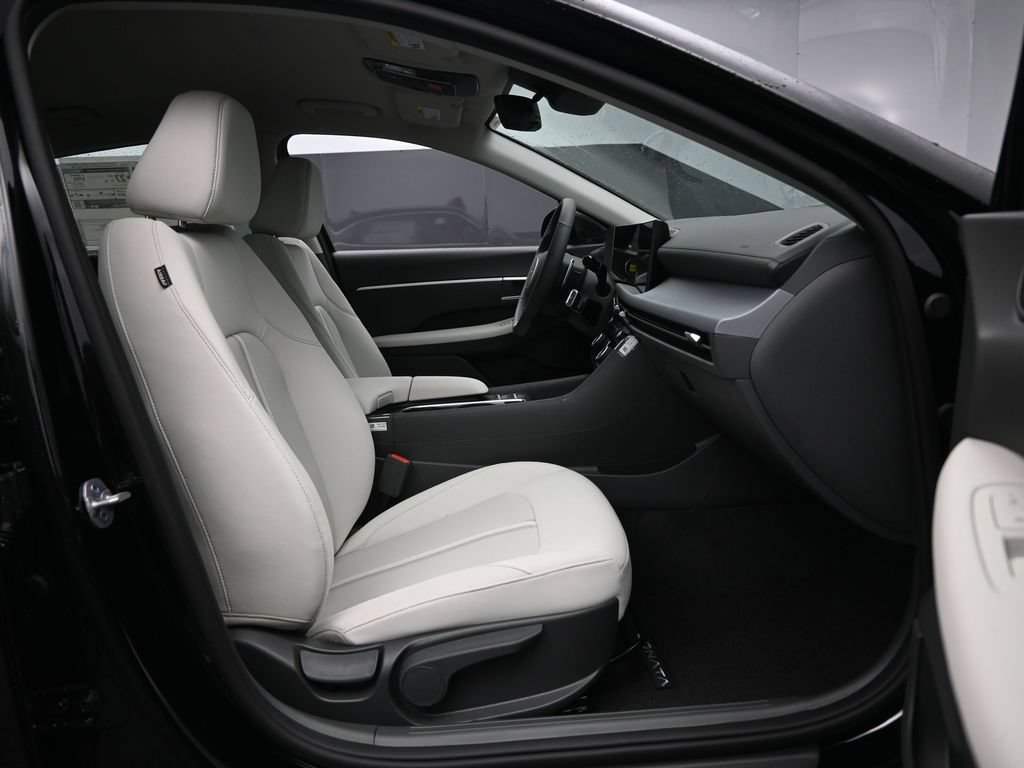 New 2026 Hyundai Sonata SEL AWD/4WD image 29