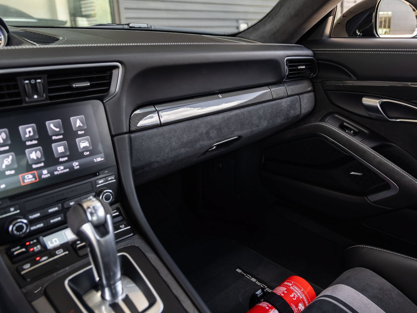 Certified 2018 Porsche 911 GT3 RWD image 40
