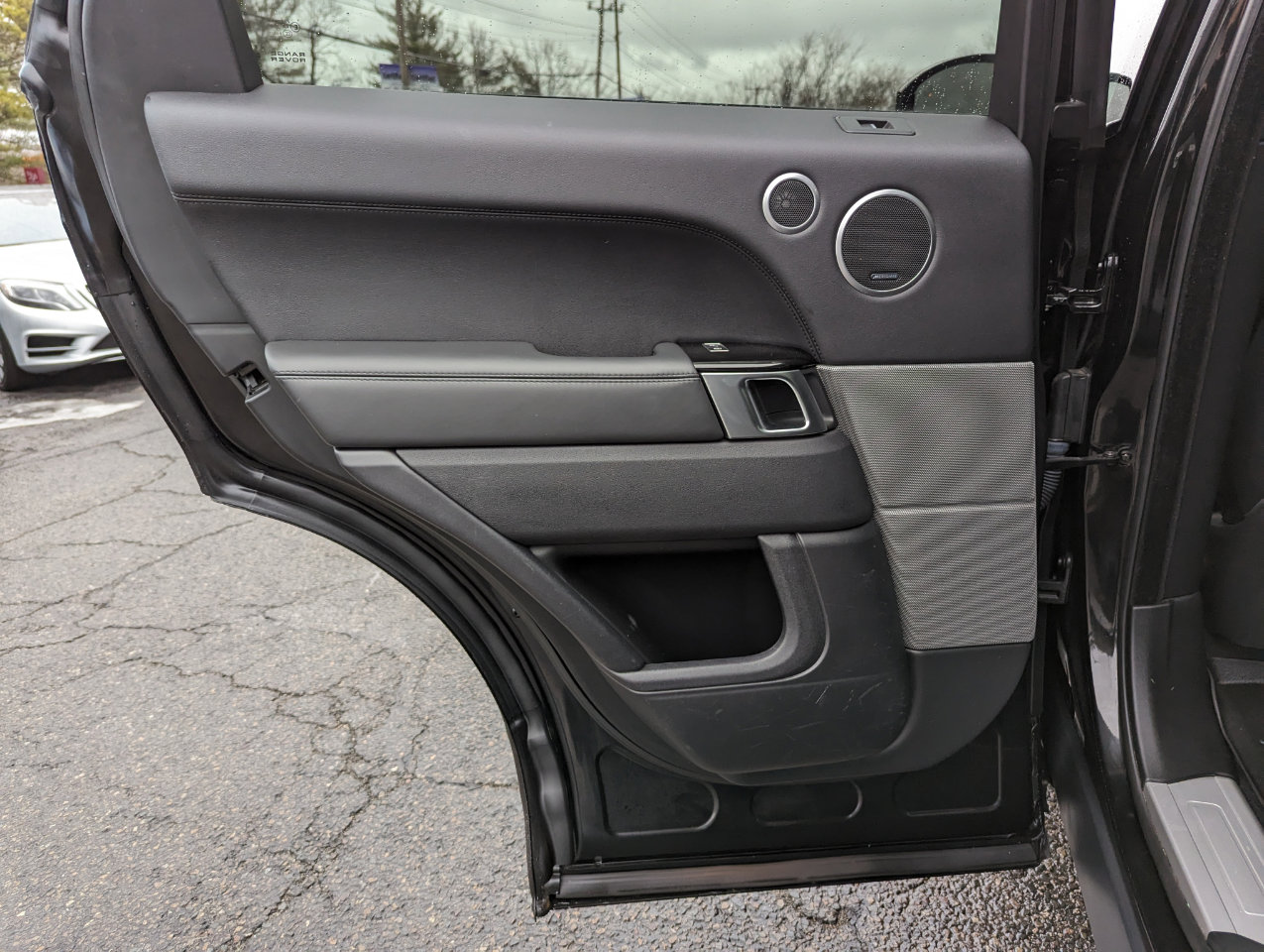 Used 2017 Land Rover Range Rover Sport Supercharged image 38