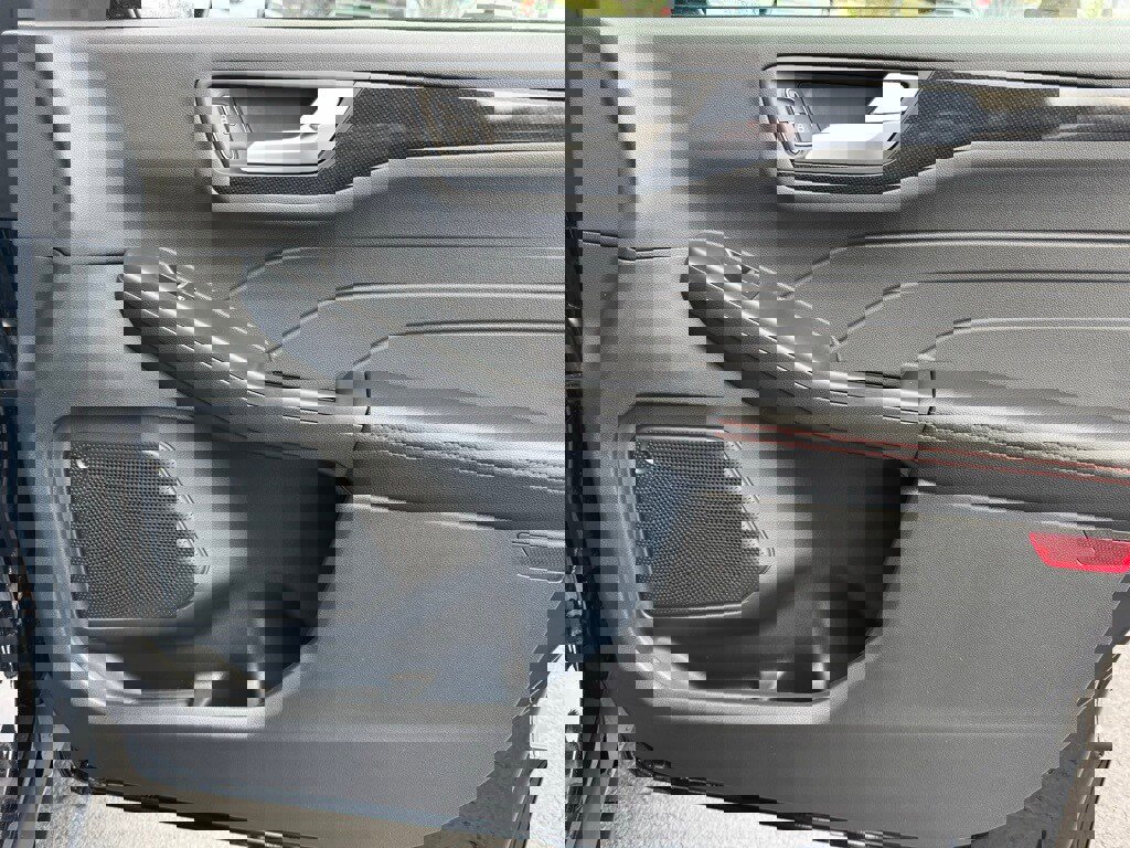 New 2025 Ford Escape ST-Line Select w/ Tech Pack #1 image 24