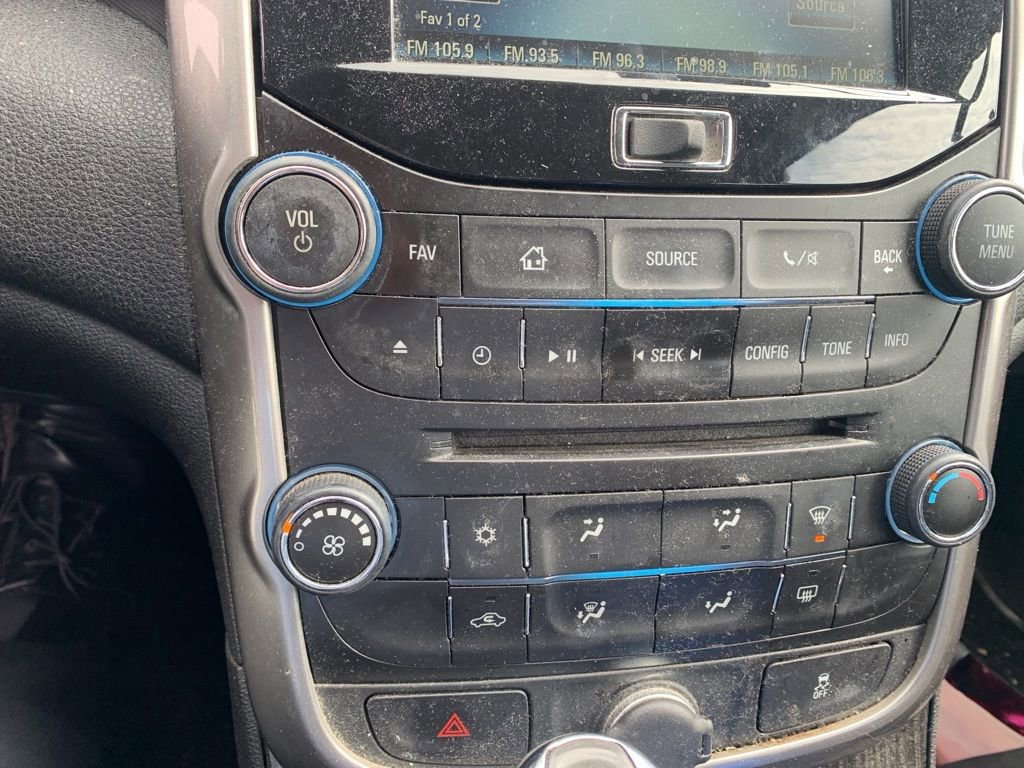 Used 2014 Chevrolet Malibu LT image 14