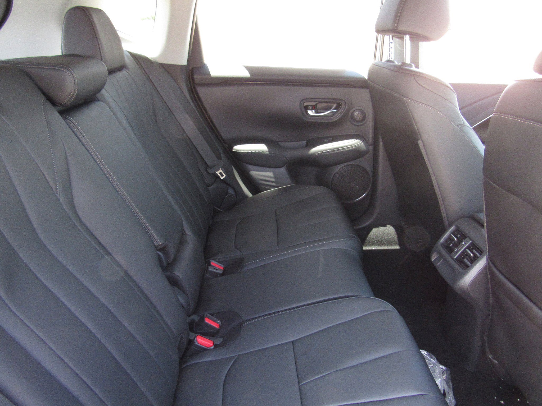 Certified 2025 Acura ADX FWD image 12