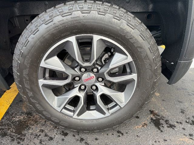 Used 2023 GMC Sierra 1500 Pro w/ Trailering Package RWD image 17