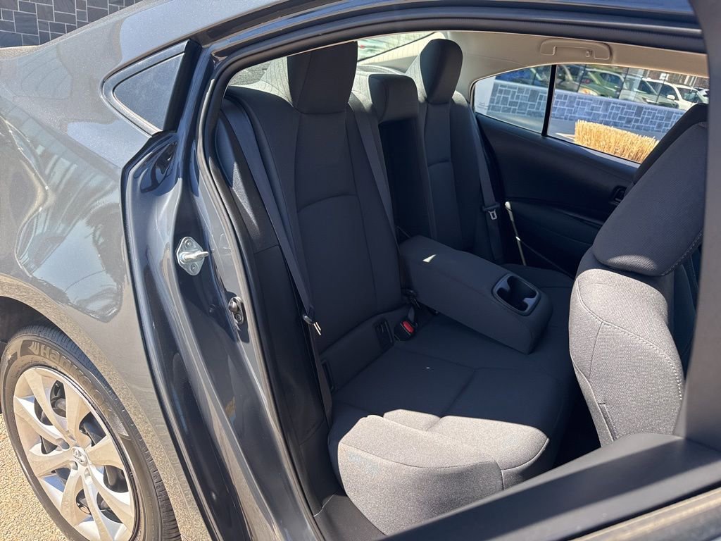 Used 2023 Toyota Corolla LE image 22