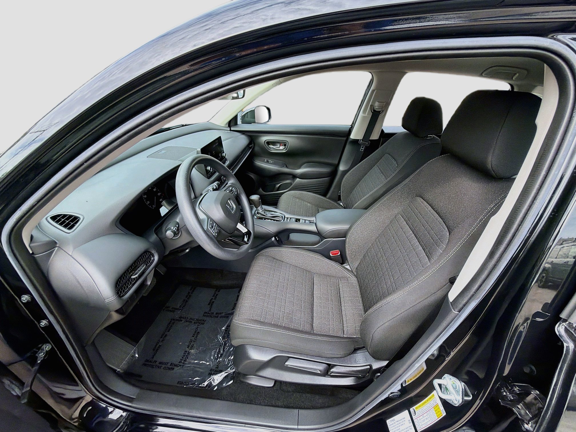 Used 2025 Honda HR-V LX image 19