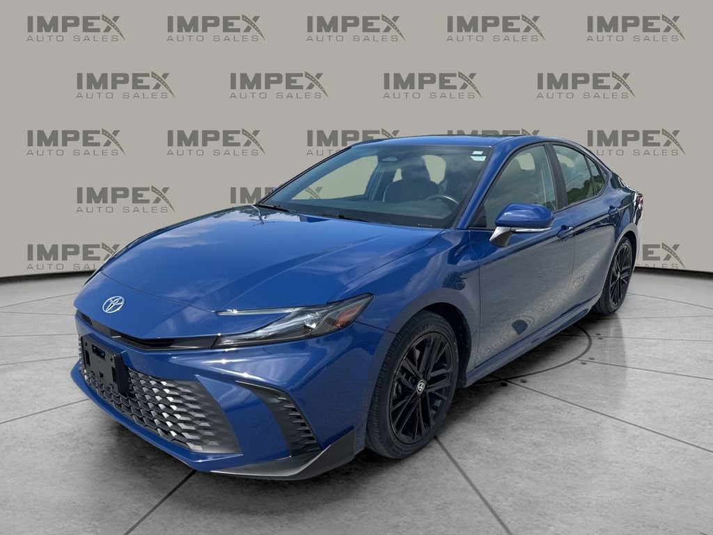 Used 2025 Toyota Camry SE