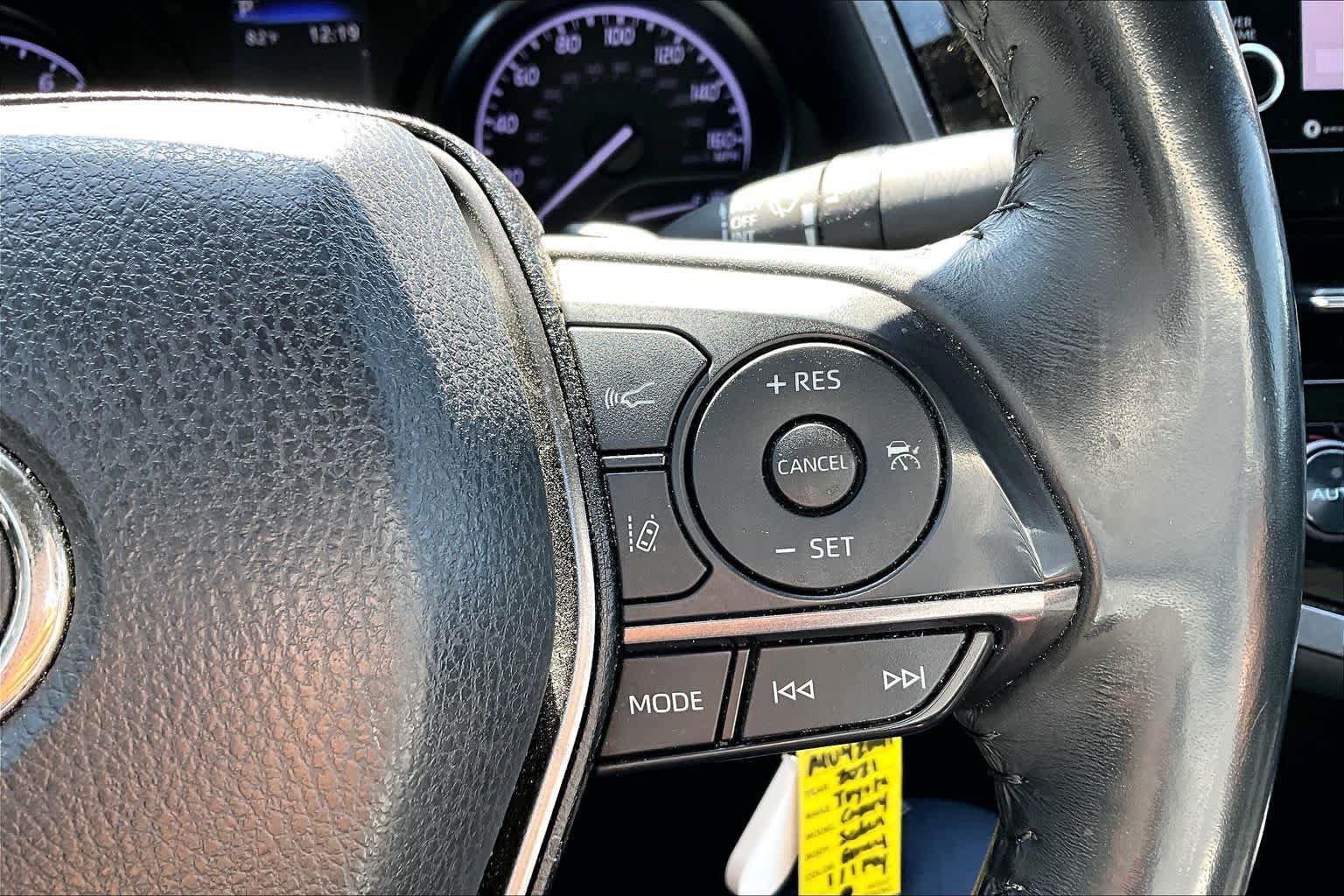 Used 2021 Toyota Camry SE FWD image 24