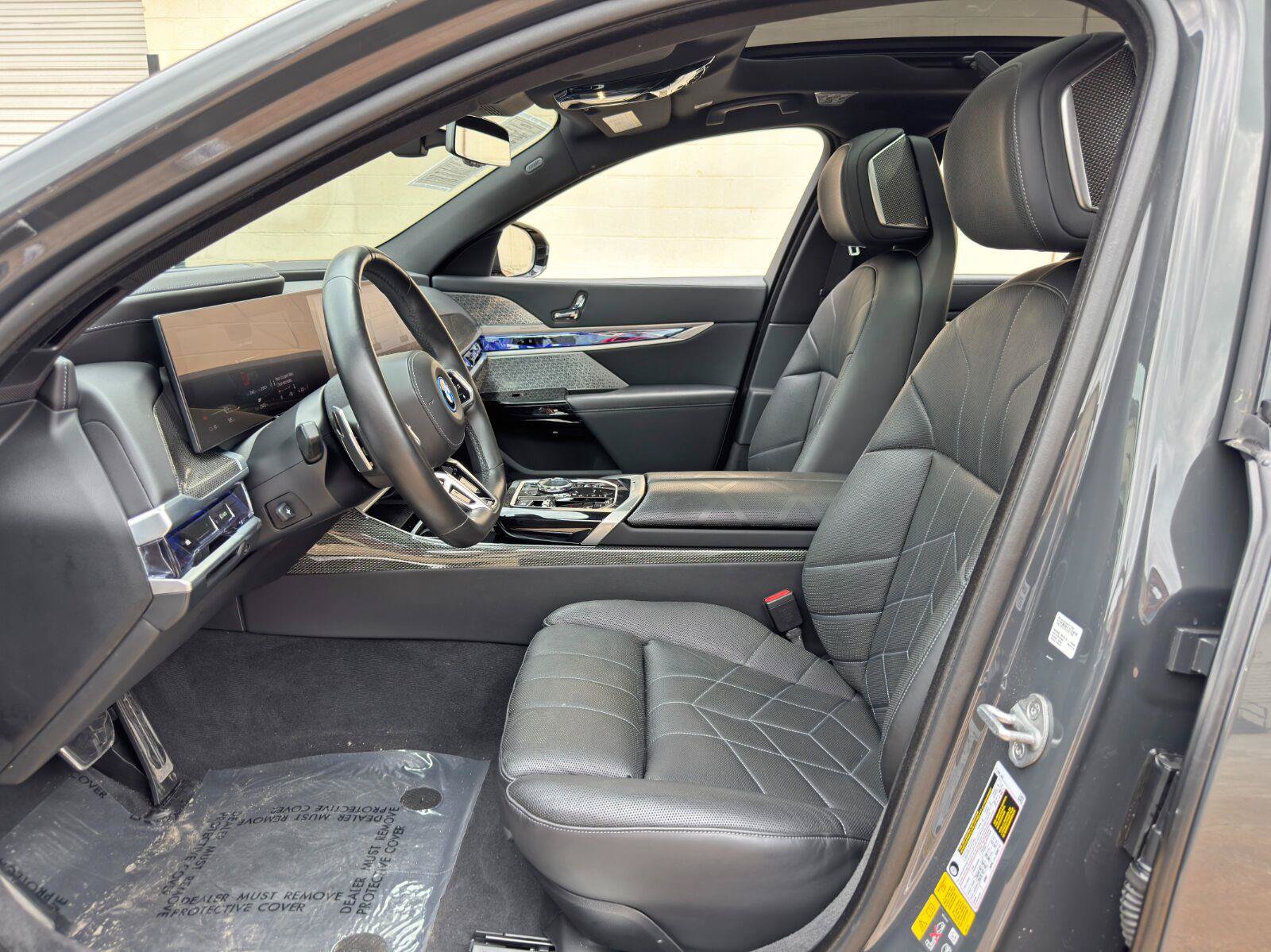 Used 2024 BMW i7 eDrive50 w/ M Sport Package RWD image 18