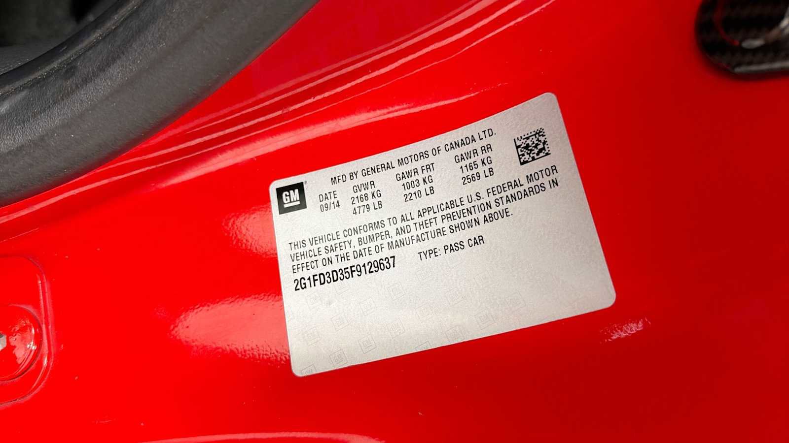 Used 2015 Chevrolet Camaro LT RWD image 11