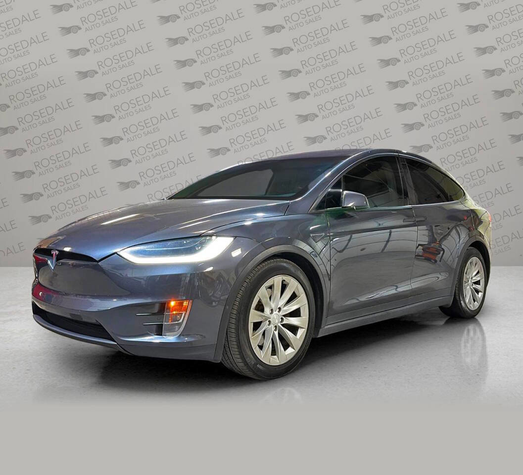 Used 2016 Tesla Model X 60D image 3