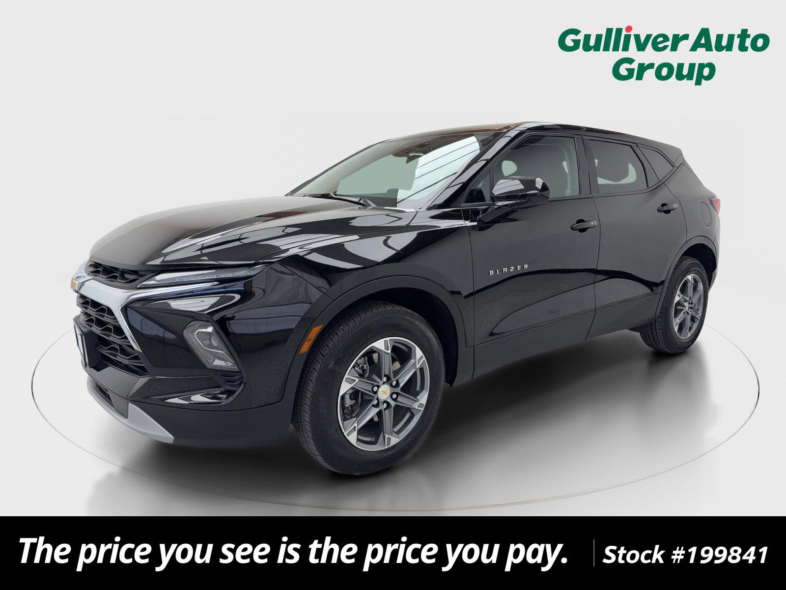 Used 2025 Chevrolet Blazer LT image 1