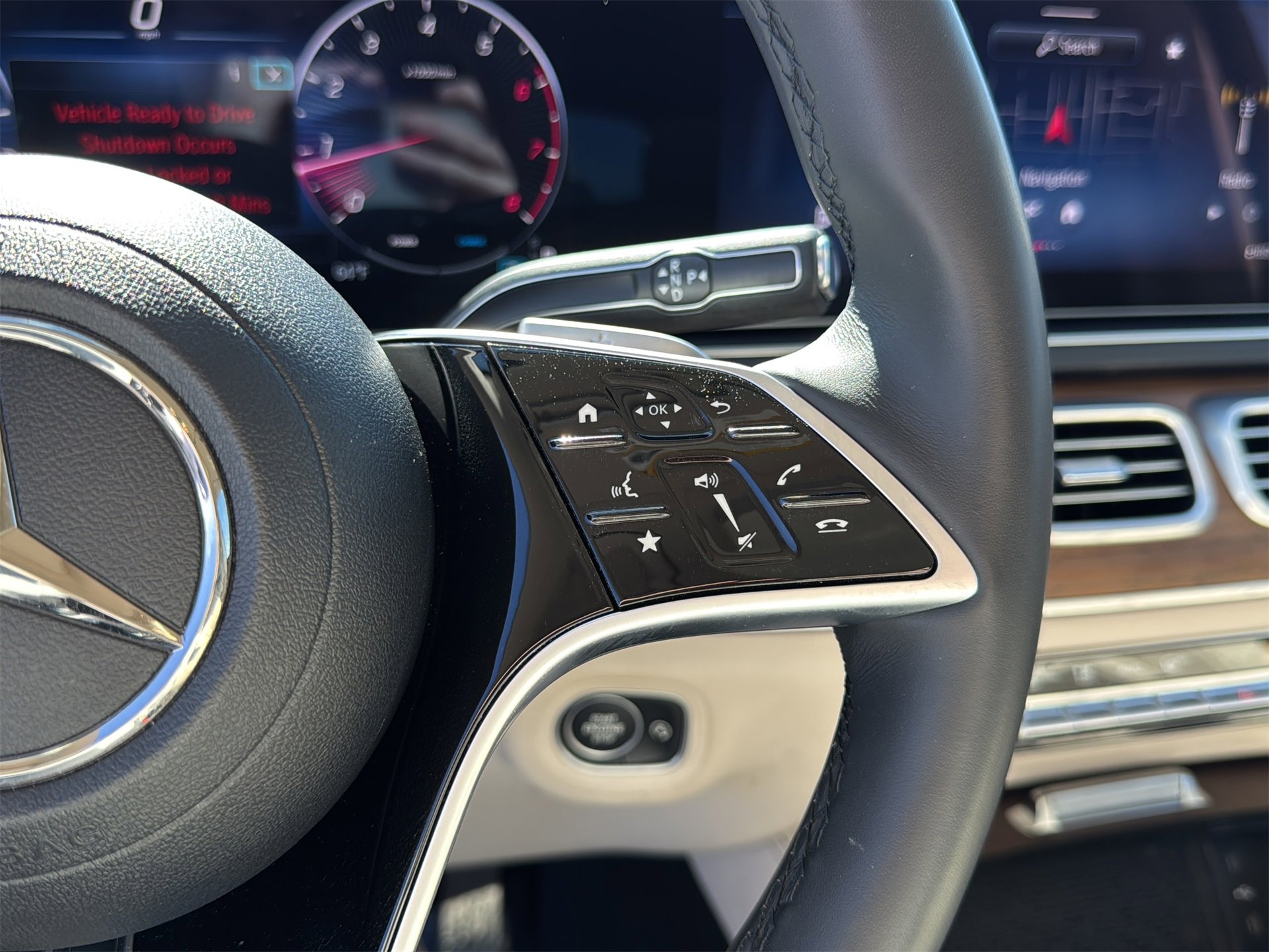 Certified 2024 Mercedes-Benz GLE 450 4MATIC image 16