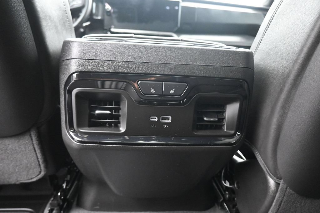 Used 2025 GMC Sierra 2500 AT4X AWD/4WD image 43