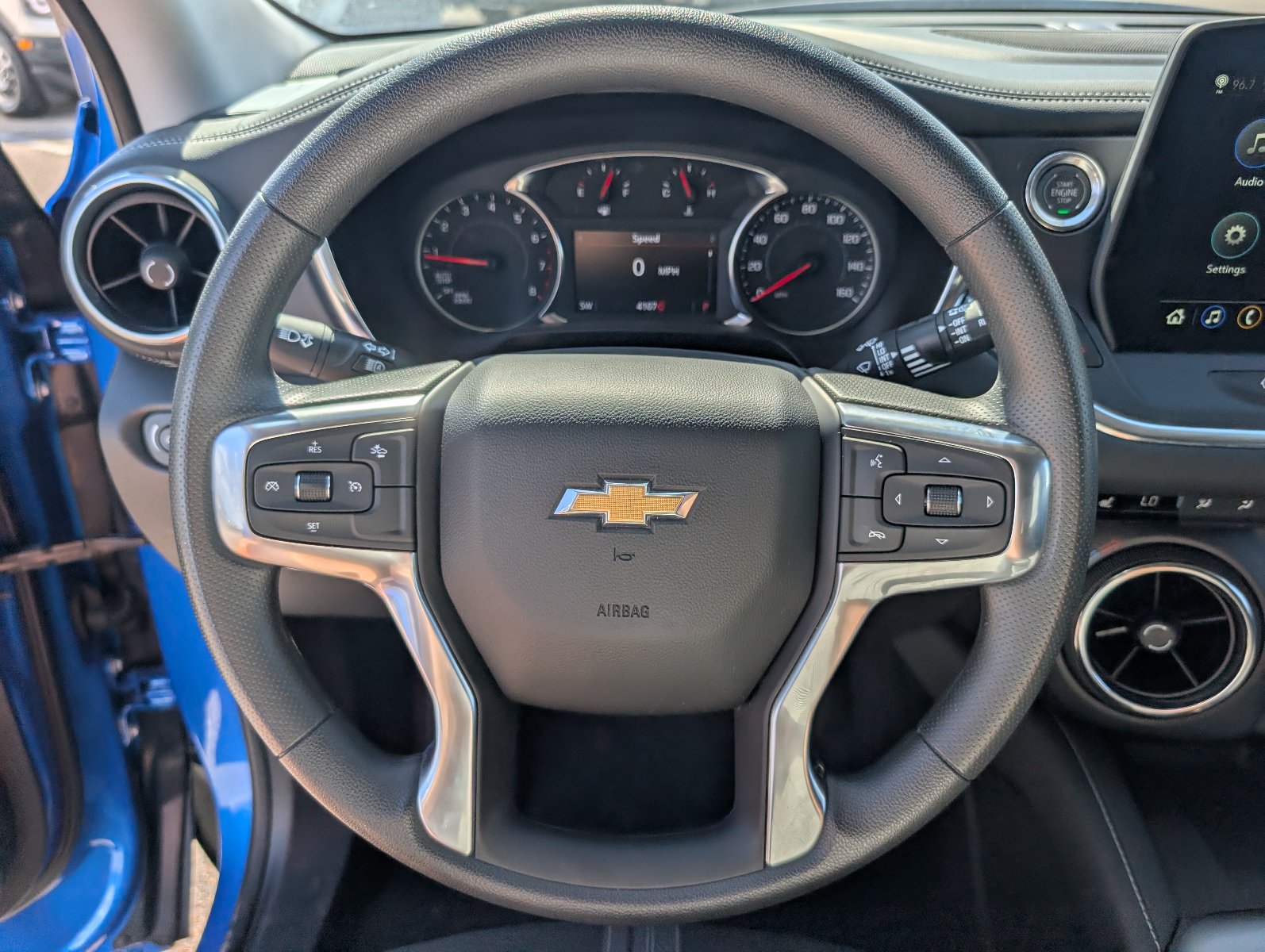 New 2026 Chevrolet Blazer LT w/ Convenience Package FWD image 16