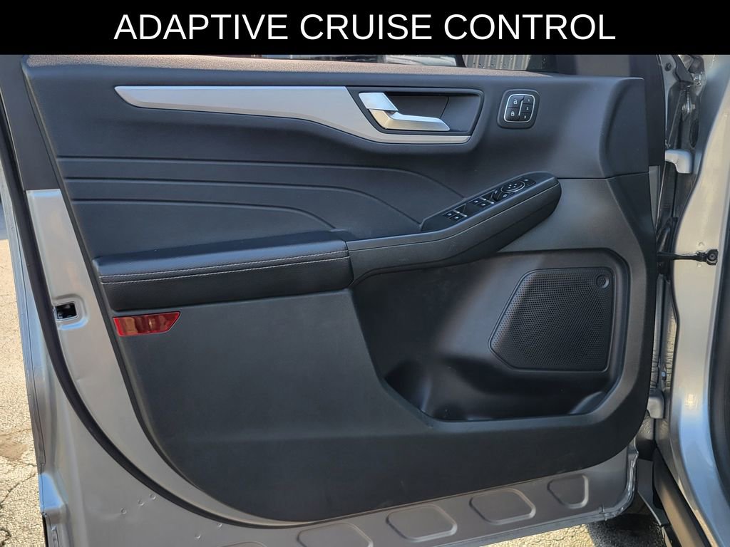 Used 2023 Ford Escape Platinum image 18