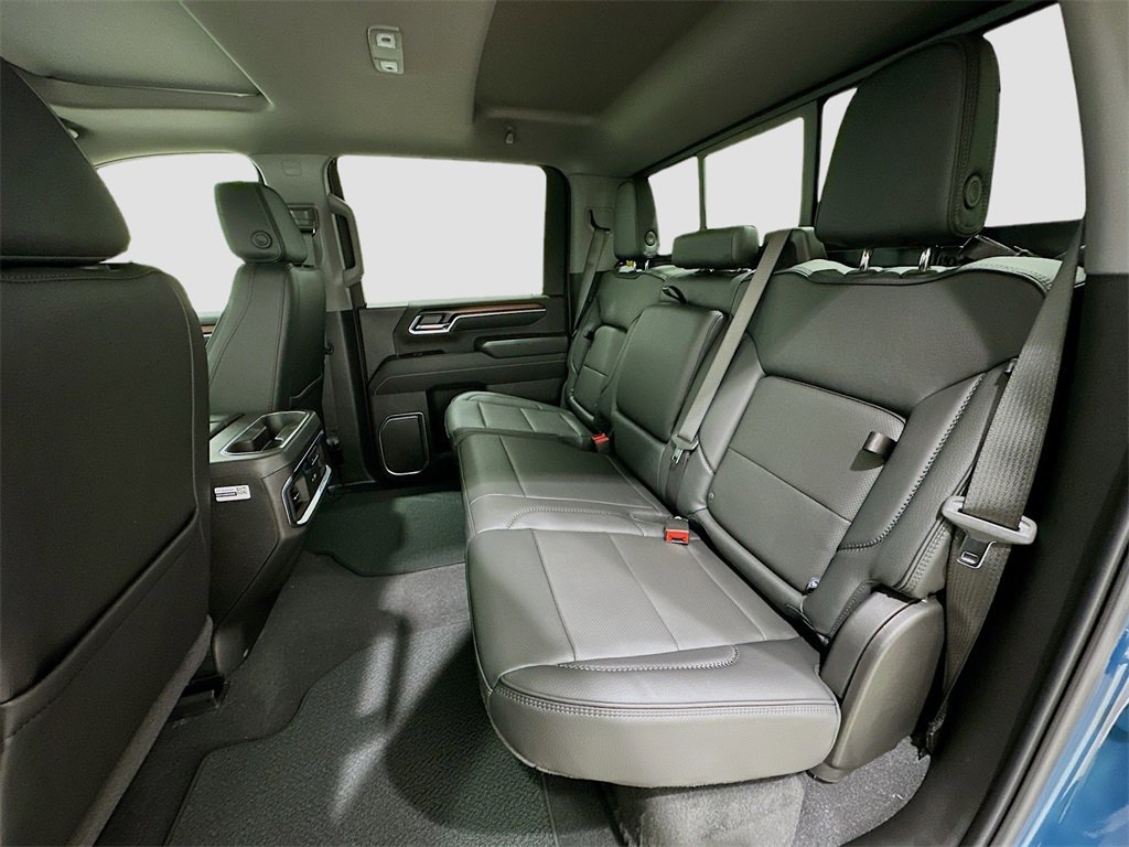 New 2025 GMC Sierra 2500 Denali w/ Denali Reserve Package image 26