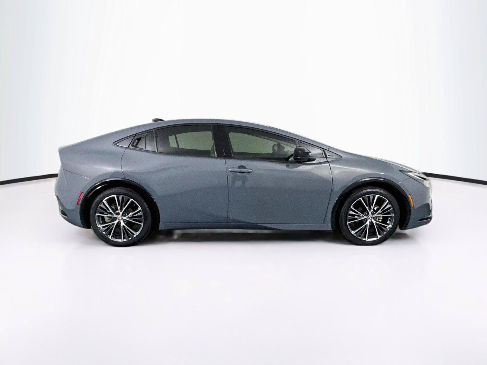 Certified 2026 Toyota Prius XLE FWD image 11