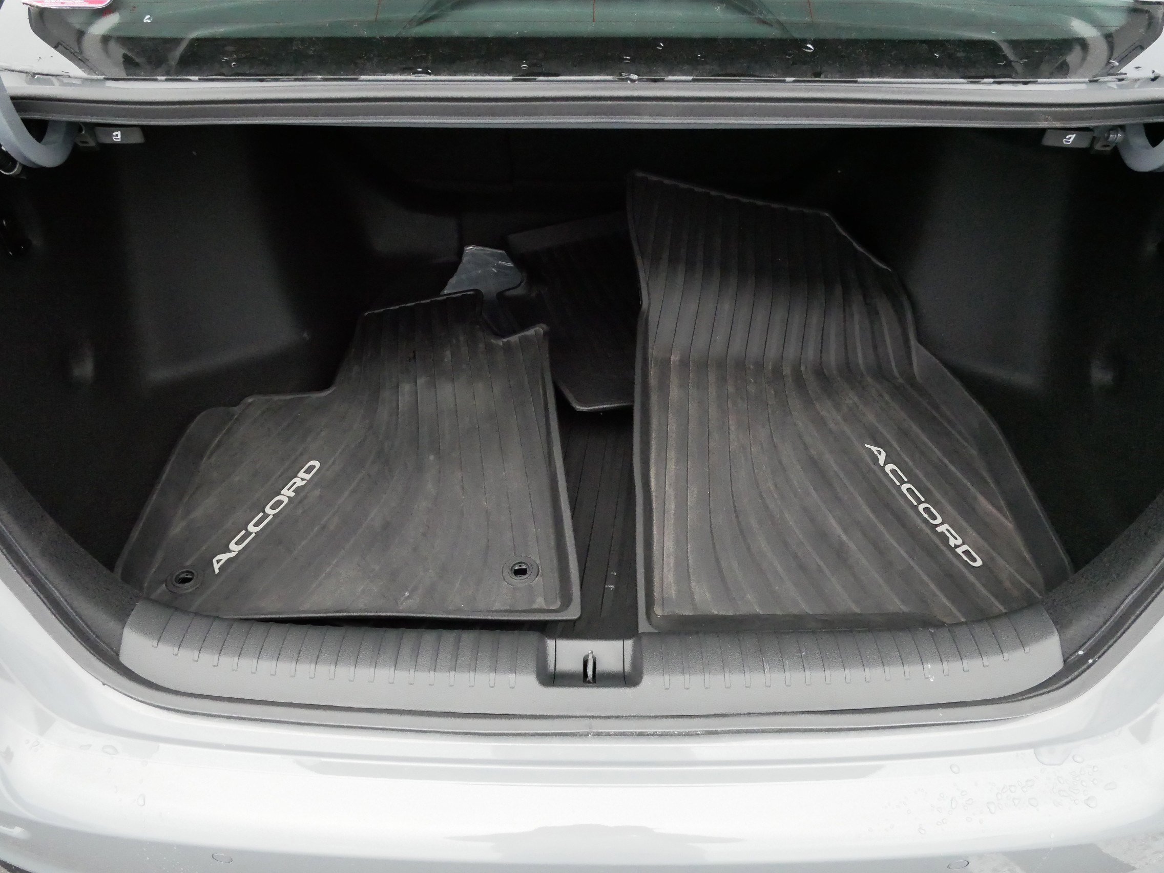 Certified 2025 Honda Accord EX-L image 18