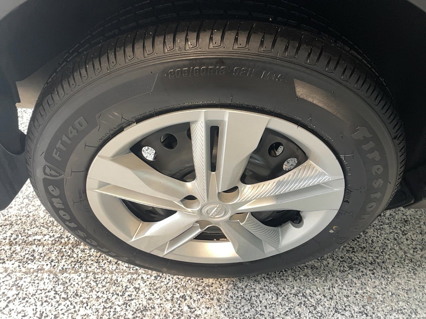 Used 2024 Nissan Kicks S FWD image 5