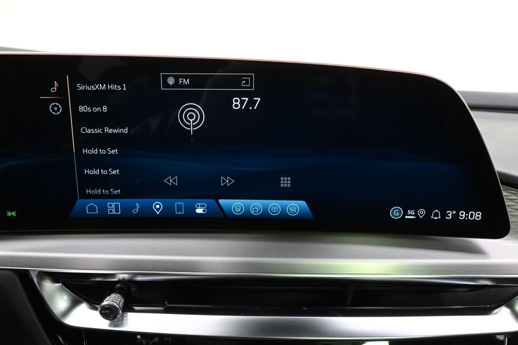 New 2026 Cadillac Lyriq Signature Sport w/ LPO, Floor Liner Package image 27