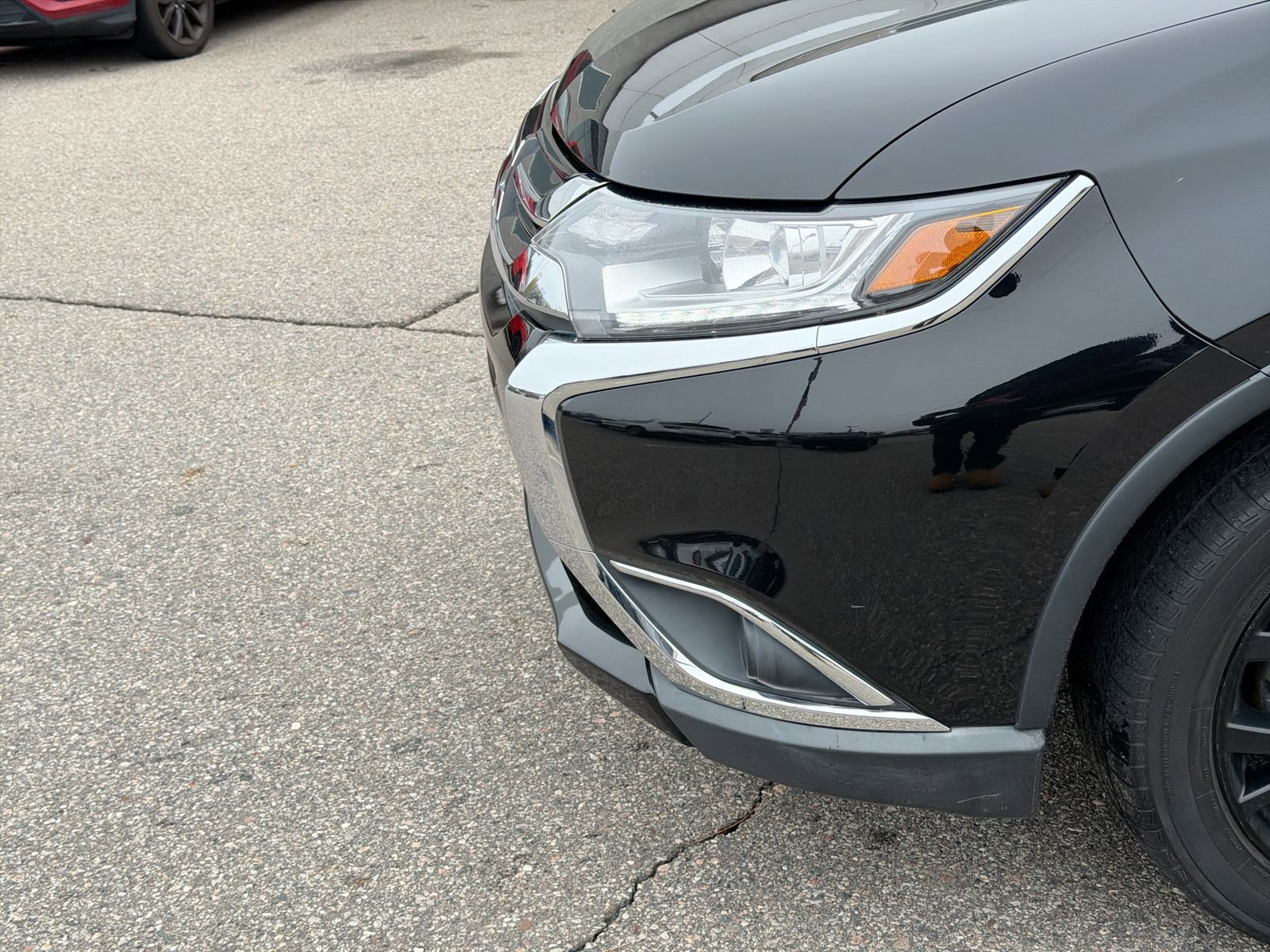 Used 2018 Mitsubishi Outlander LE image 14