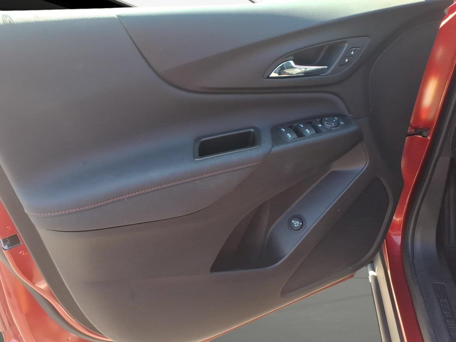 Certified 2023 Chevrolet Equinox RS AWD/4WD image 8
