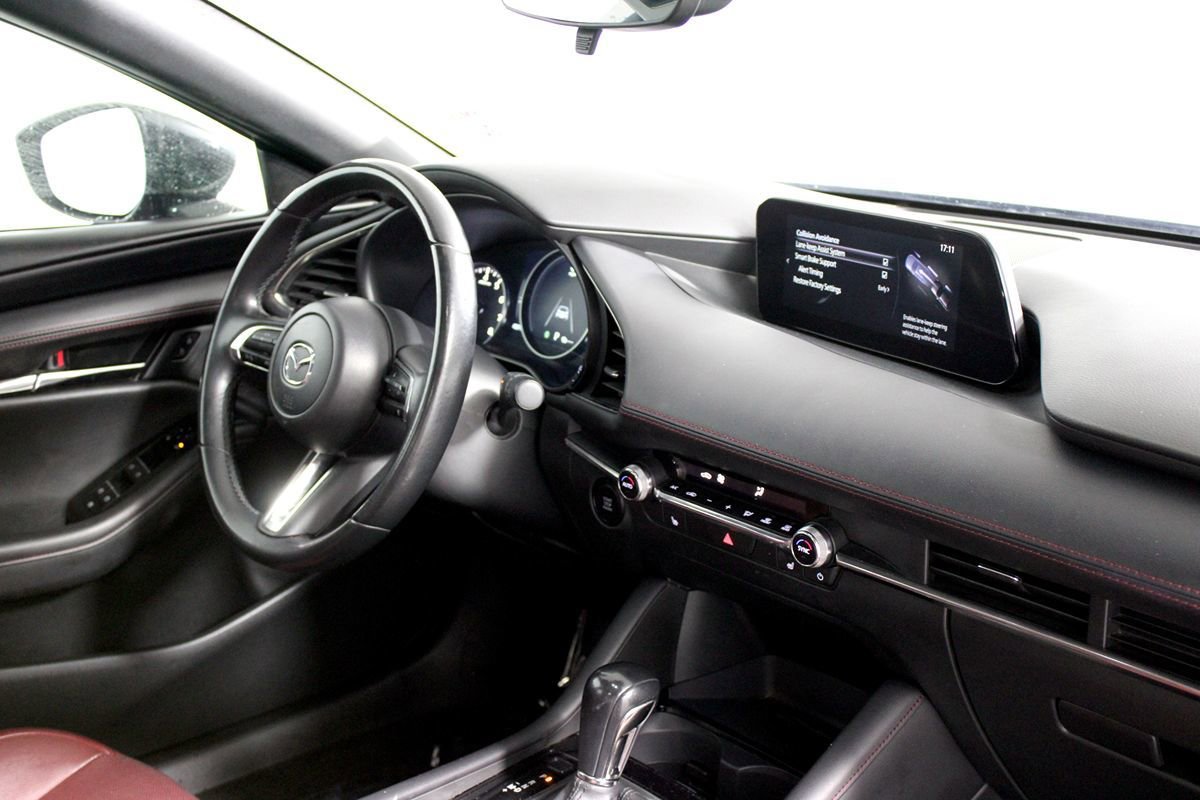 Used 2024 MAZDA MAZDA3 s AWD/4WD image 12