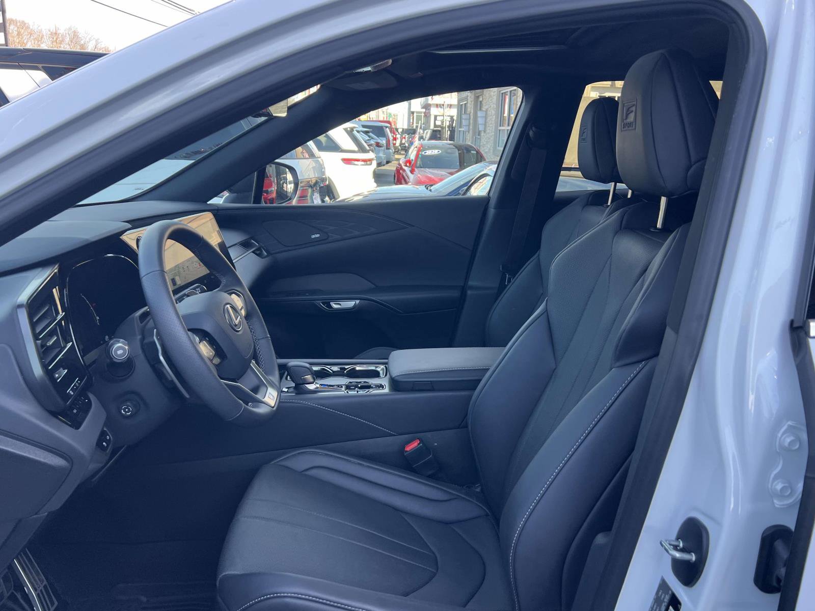 Used 2024 Lexus RX 350 F Sport w/ Convenience Package image 9