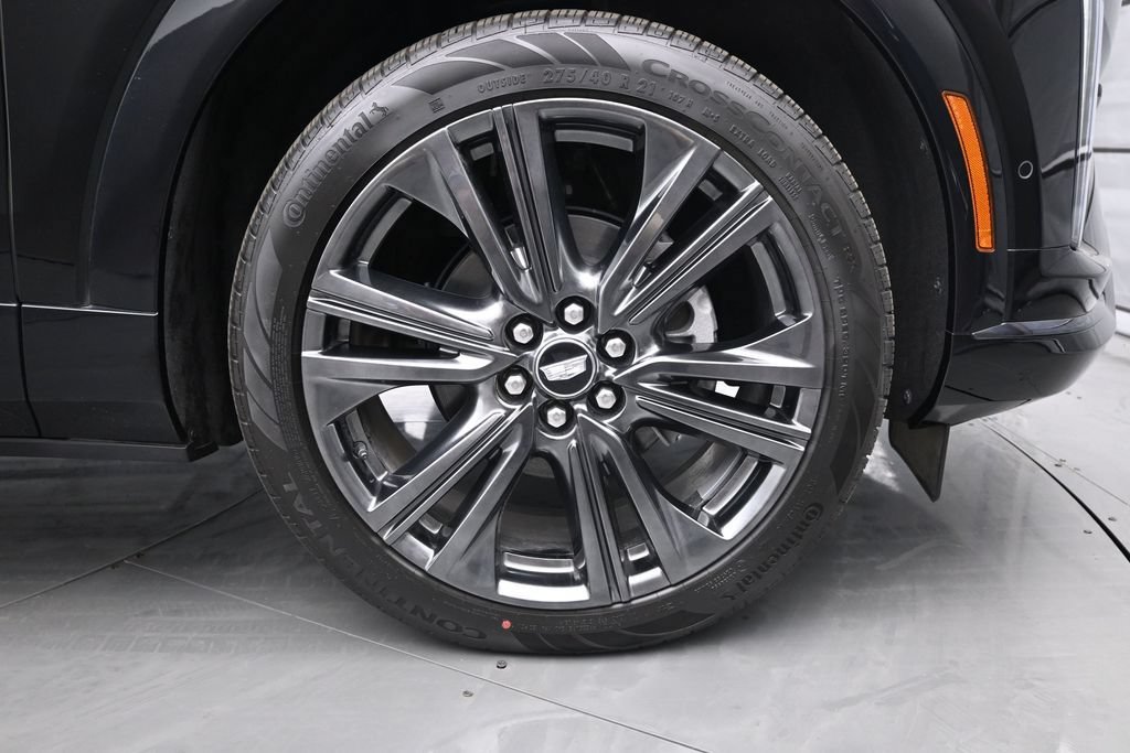 Used 2025 Cadillac Optiq Sport 2 AWD/4WD image 36