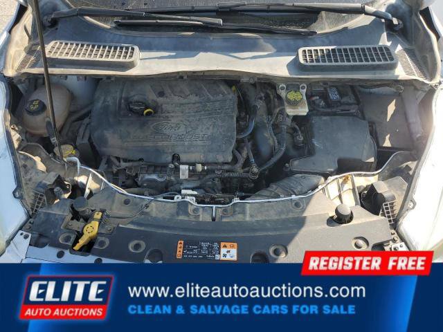 Used 2017 Ford Escape SE image 21