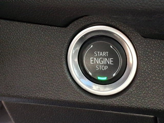 Used 2024 Chevrolet Traverse LT AWD/4WD image 37