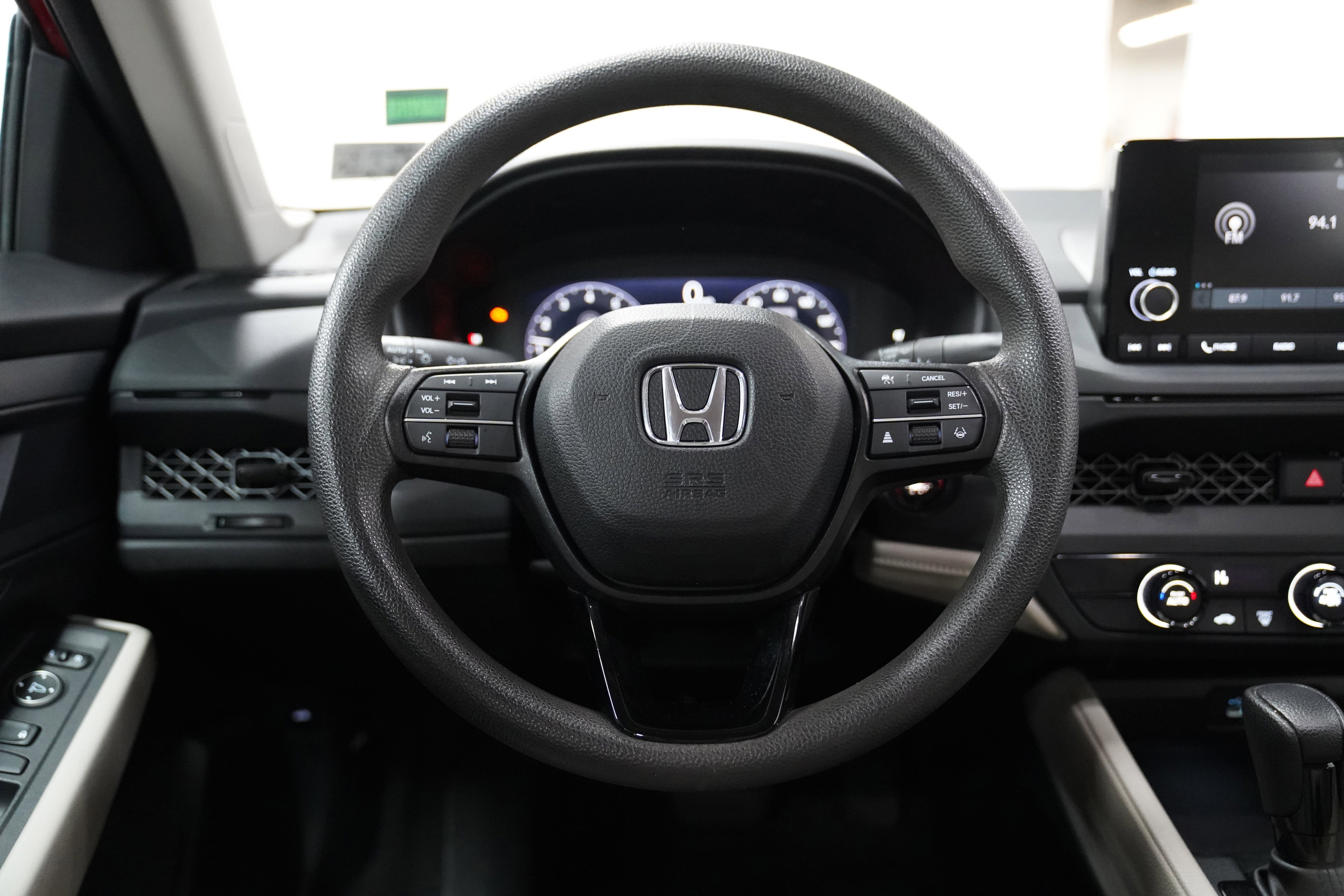 Used 2023 Honda Accord LX image 17