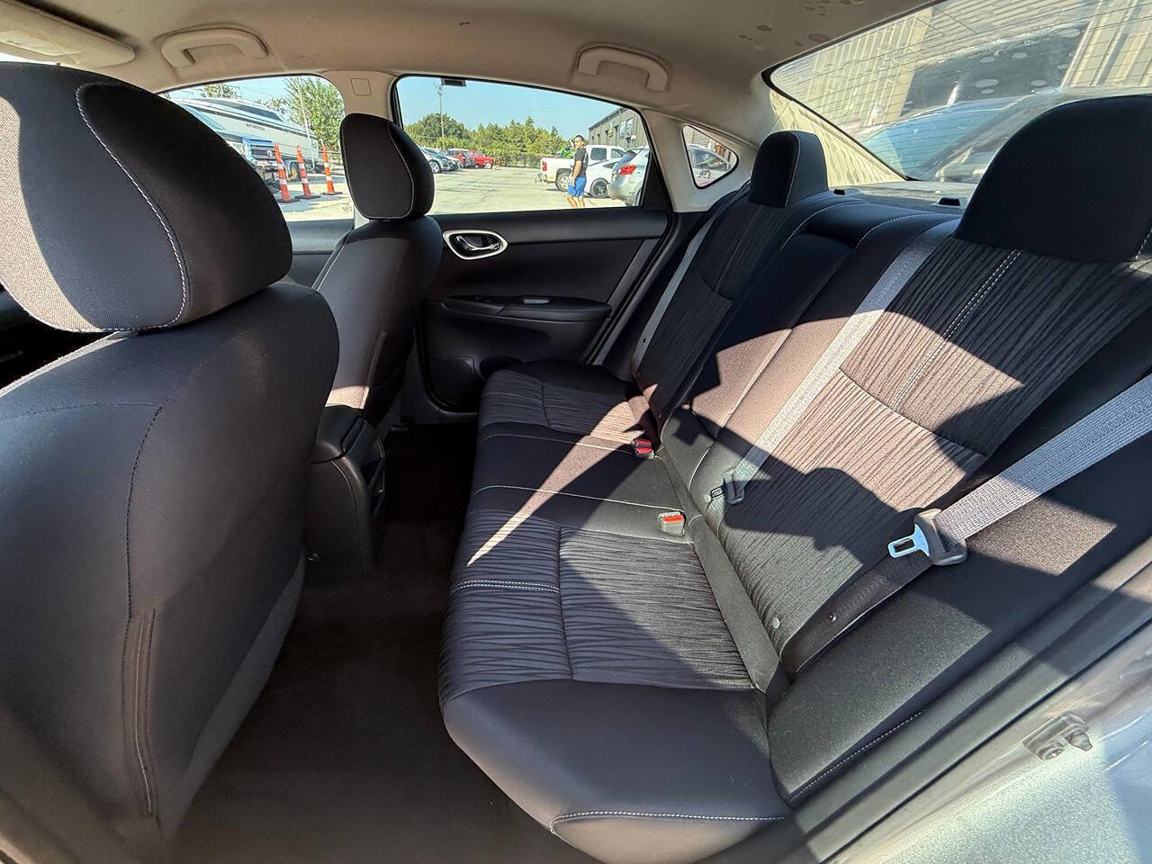 Used 2016 Nissan Sentra SV image 38
