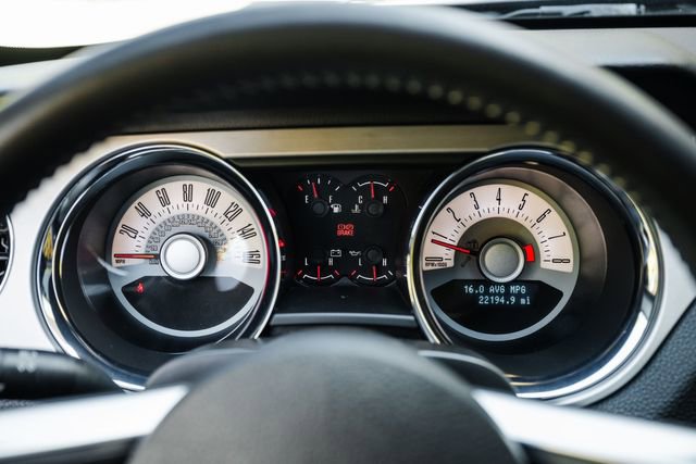 Used 2012 Ford Mustang GT Premium w/ Security Pkg RWD image 7