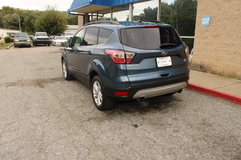 Used 2018 Ford Escape SE AWD/4WD image 4