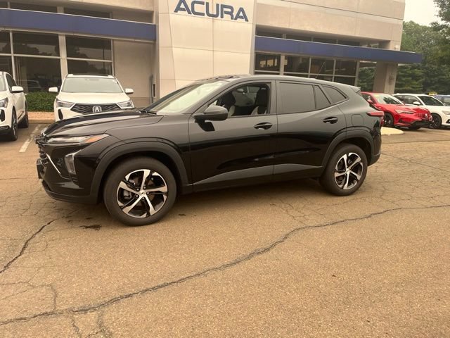 Used 2024 Chevrolet Trax RS w/ Driver Confidence Package FWD image 35