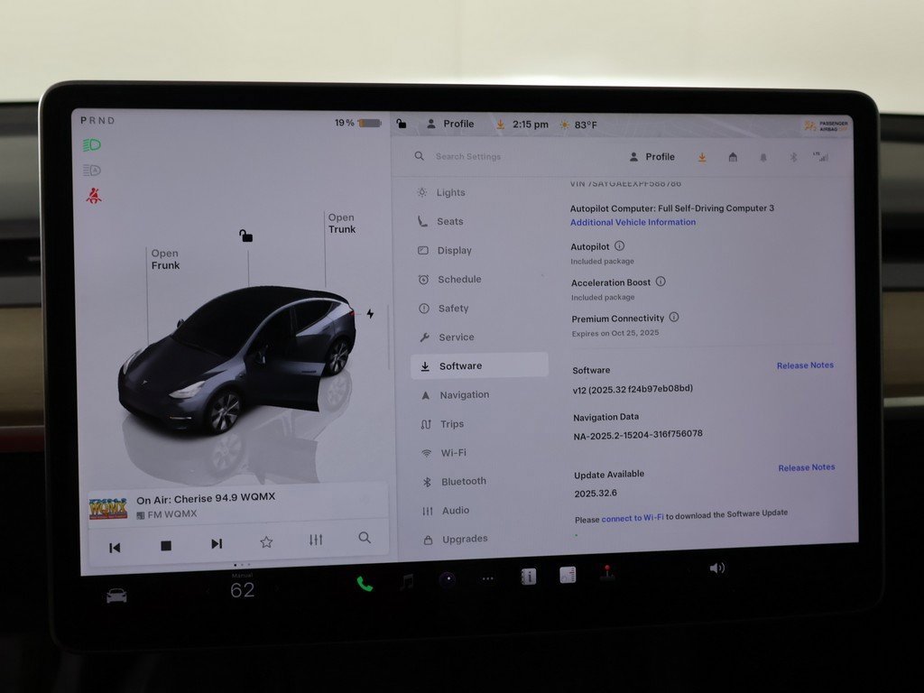 Used 2023 Tesla Model Y Long Range image 42