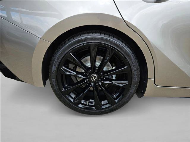 Used 2022 Lexus IS 350 F Sport w/ Navigation Package RWD image 20