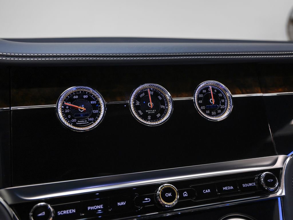 Used 2024 Bentley Continental GT image 59