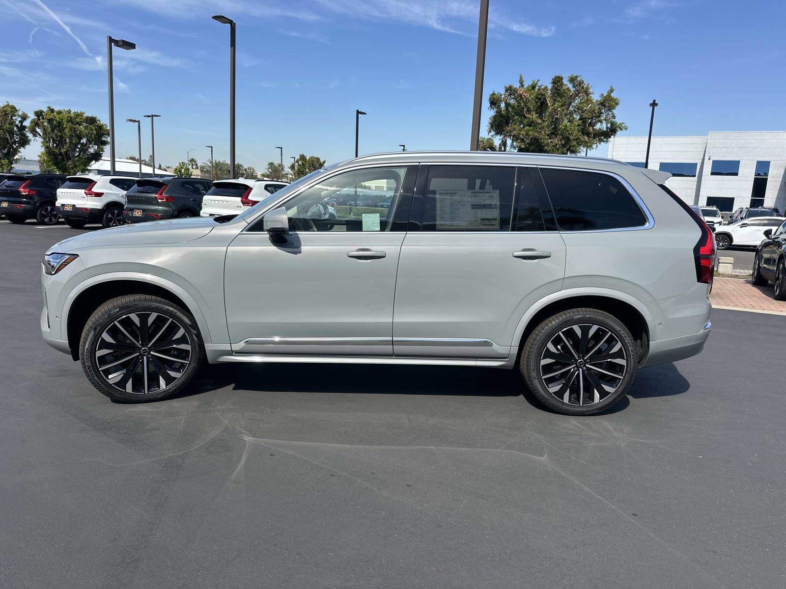 New 2026 Volvo XC90 B6 Ultra w/ Protection Package AWD/4WD image 4
