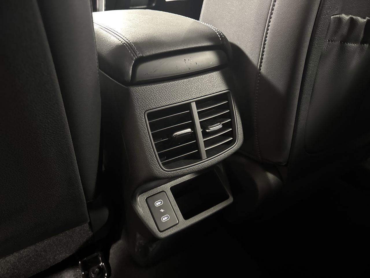 Certified 2025 Kia Seltos SX w/ SX Sunroof Package image 29