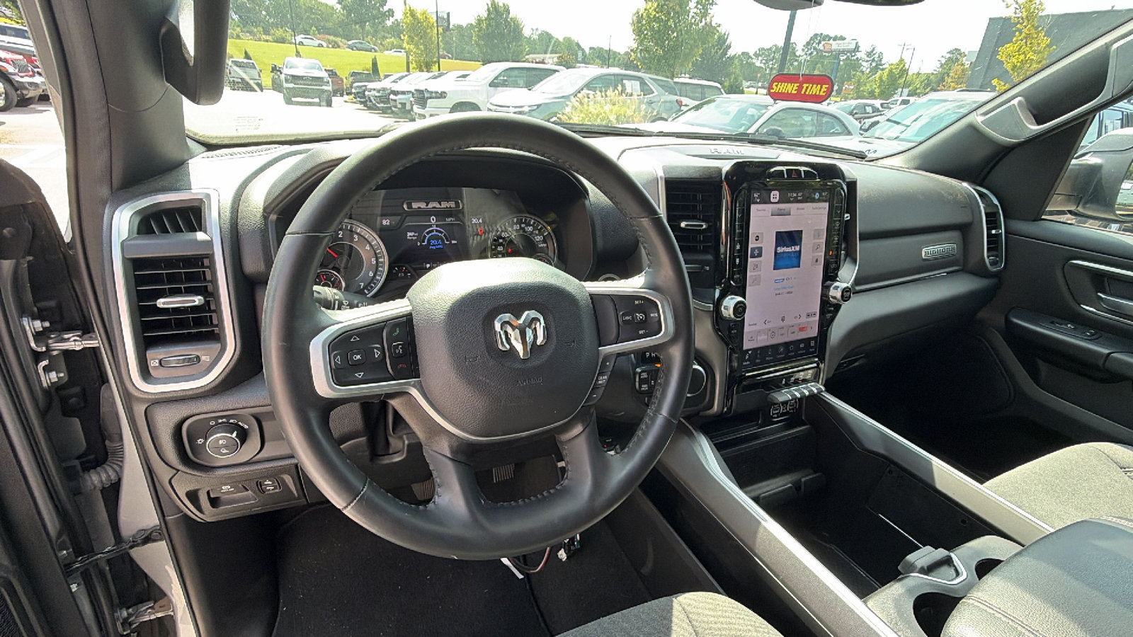 Used 2023 RAM 1500 Big Horn AWD/4WD image 24