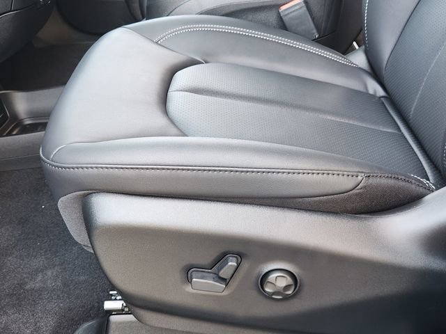 New 2026 Chrysler Pacifica Select FWD image 19
