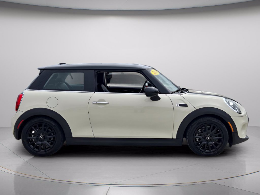 Used 2019 MINI Cooper 2-Door Hardtop FWD image 7
