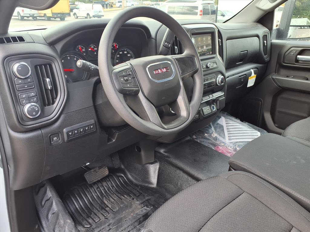 New 2025 GMC Sierra 3500 Pro w/ Convenience Package AWD/4WD image 2