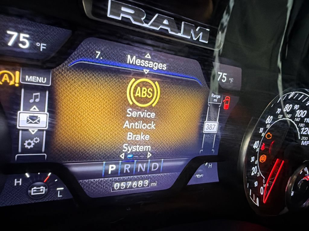 Used 2023 RAM 1500 Big Horn AWD/4WD image 7