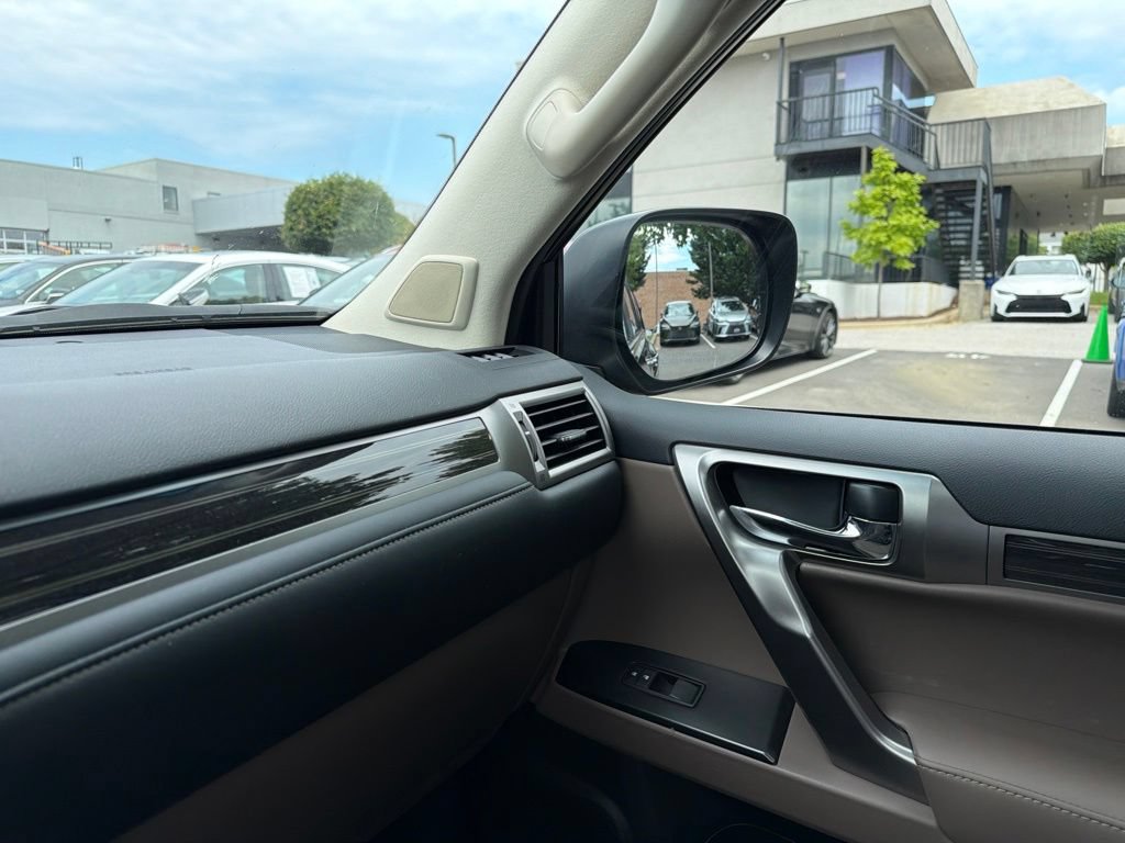 Certified 2023 Lexus GX 460 Premium w/ Premium Package AWD/4WD image 20
