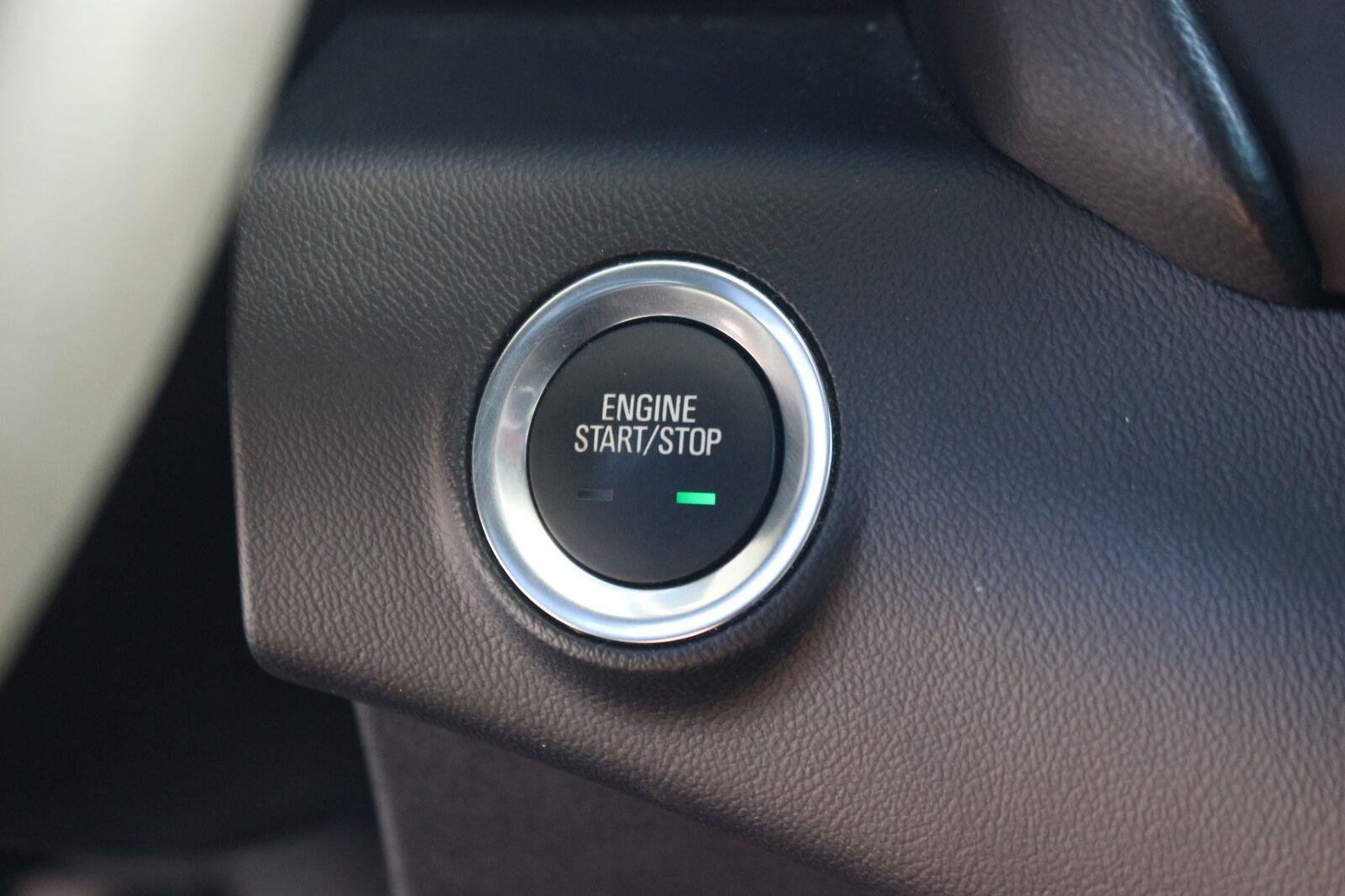 Used 2024 GMC Terrain AT4 w/ Infotainment Package II AWD/4WD image 32