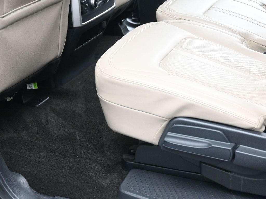 Used 2022 Ford Expedition Max Limited image 15