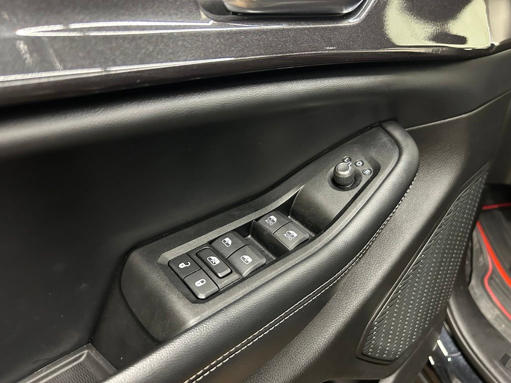 Used 2023 Jeep Grand Cherokee L Laredo AWD/4WD image 28